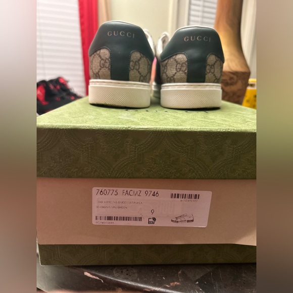 Men’s ‘Ace’ Gucci Shoes size 9 [Real with Receipts !] - Picture 8 of 12